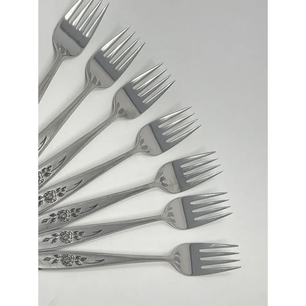 Vintage Oneida Community ROSE SHADOW Stainless Salad Forks 6.75